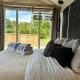 Glass House with Private Hottub, Blandford Forum (Foto 4)