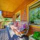 Cozy Kenai Abode with Private Deck 5 Mi to Ocean!, Kenai - Fotografie 1
