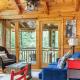 Charming 2BR Cabin with Hot Tub & Mountain Views Sevierville - Fotografie 5