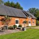 Finest Retreats - The Old Granary, Barton Stacey