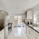 Modern, bright home in Kenley, Sanderstead (fotografie 8)