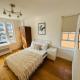 3 Bed Apartment- Central London, Londýn - Fotografie 9