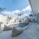 Stunning 3BR Pool Villa with Ricefield View, Canggu - Fotografie 1