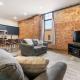 Clay St Suite, Миллерсберг
