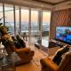 Accommodation Front - Extravagant 4 Sleeper Penthouse with Rooftop Jacuzzi, Durban - Fotografie 1