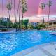 KeyLuxe, Luxury Apartment with Jacuzzi, Pool, Gym, Tennis in Walnut Creek, Walnut Creek (foto 5)