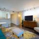 KeyLuxe, Luxury Apartment with Jacuzzi, Pool, Gym, Tennis in Walnut Creek, Walnut Creek (foto 6)