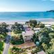 Seaviews on Second - 100 metres from Onetangi Beach! - Be My Guest Waiheke - Fotografie 2