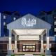 Graduate by Hilton Storrs, Storrs (fotografie 3)