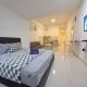 JUNE HOMESTAY API API APARTMENT BESIDE CENTRE POINT STUDIO 3Pax, Kota Kinabalu - Photo 1