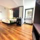 Glitz Hotels The Pacific - Nr Solitaire Corporate Park, Bombai - Foto 4