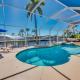 Villa Lazy Days by CoralVilla - comfortable, pool & spa, Shell Point Village - Photo 1
