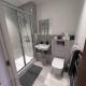 Luxurious 2 Bed Apartment Ilford - Photo 3