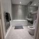 Luxurious 2 Bed Apartment Ilford - Photo 5
