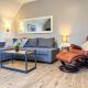 Great Location 8 Beds Sleeps 10 with Parking, Pittsburgh