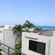 Condo with Balcony & Partial Ocean View at Marlin, Cancún - Foto 2