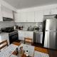 Brand New 2 Storey Unit, Aurora (zdjęcie 3)
