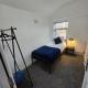 The Grand four bed getaway- Sleeps 9-free on street parking