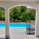 Villa Blanc - with Buna Riverside, Buna (Foto 7)