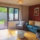 Grassmere - 3 bed house with private garden, Horley (foto 4)