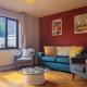 Grassmere - 3 bed house with private garden, Horley (foto 9)