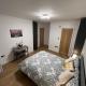 Modern suite Feltham - Photo 5