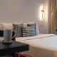 StayVista at Gulposh Retreat with Pool, Lawn & Gazebo, Karjat - Fotografie 7