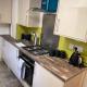 Spacious 3-bed apartment close to Birmingham City with free parking with Netflix contractor stays welcome, Бирмингем (фото 9)