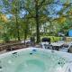 Lovely log home with Hot Tub on 4 acres, Montgomery (photo 6)