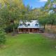 Lovely log home with Hot Tub on 4 acres, Montgomery