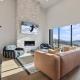 Mountain House PC, Snowy Lake Views Private Hot Tub, New Build, Jordanelle Lake!, Keetley