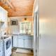 Cozy Cottage with Deck Walk to Lake of the Ozarks!, Versailles (Foto 9)
