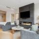 One Riverfront Condo 207 by East West Hospitality, Avon - Fotografie 1