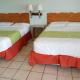 Dixie Plaza Hotel, Tazewell