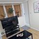 Cozy flat & Lovely garden, High Speed WiFi, Cranford (fotografie 8)