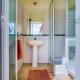 Stunning Seaside villa with swimming pool, Vales (foto 7)