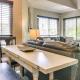Somerset Townhome with Deck Less Than 2 Mi to Ski Lift!, Champion (foto 7)