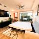 Luxury Open BD w Pool, Parking, & WD 133, Los Angeles - Photo 3