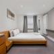 GuestReady - Beautiful Apt in Prime Location, Лондон - Фото 2