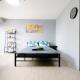 Cubao Manhattan Plaza Residential Condo T139G - HUGE Studio with Pool, Kitchen & Balcony, Walk Distance to Araneta Coliseum LRT MRT Malls in Cubao Quezon City - Staycations by SMS, Manila - Fotografie 1