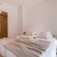 Ostend 2-BR Apartment with Terrace & BBQ & Parking, Ostende (Foto 9)