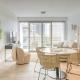 4-Person Apartment by Ostend Beach With Parking, Ostenda