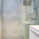 4-Person Apartment by Ostend Beach With Parking, Ostenda (foto 10)