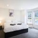 Modern Central Apartment, Flexible Bed Options Dunedin - Photo 6