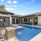 CU7 Beach Home Oasis with Private Pool and Guest House, Barco Quebrado (foto 5)