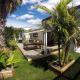 Aloha Beach House - one block from Papamoa beach, Папамоа