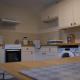 2 Bedroom Apartment - Free Parking, Boston (photo 4)