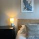 Charming 1 BR apt in town centre, Chertsey (fotografie 7)