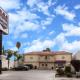 Howard Johnson by Wyndham Bakersfield, Bakersfield