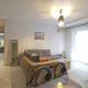 Seaside Spacious 2 BR, 2BA, Sea view Apt